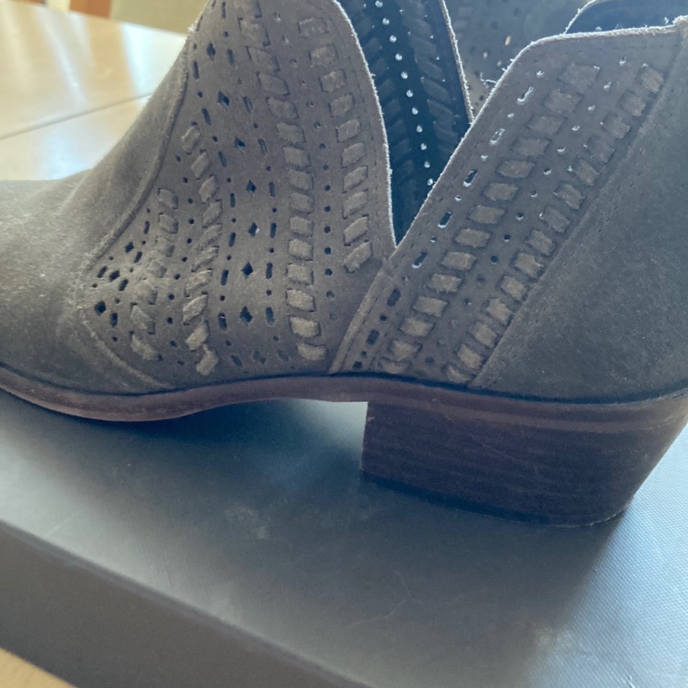 Vince Camuto taupe booties, size 9